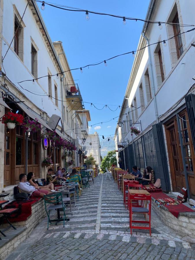 Ballo Apartments Gjirokastër 外观 照片