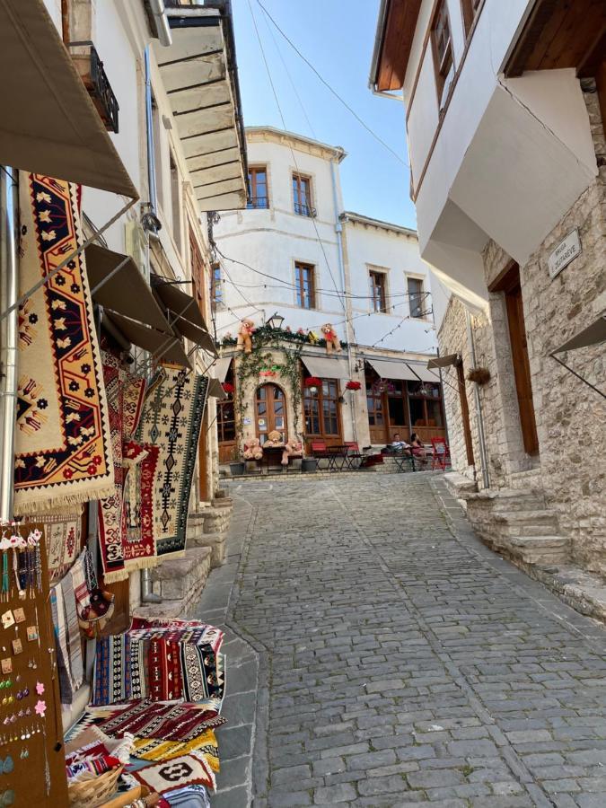 Ballo Apartments Gjirokastër 外观 照片