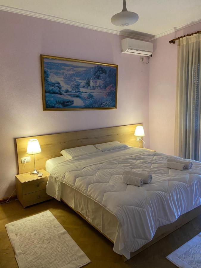 Ballo Apartments Gjirokastër 外观 照片