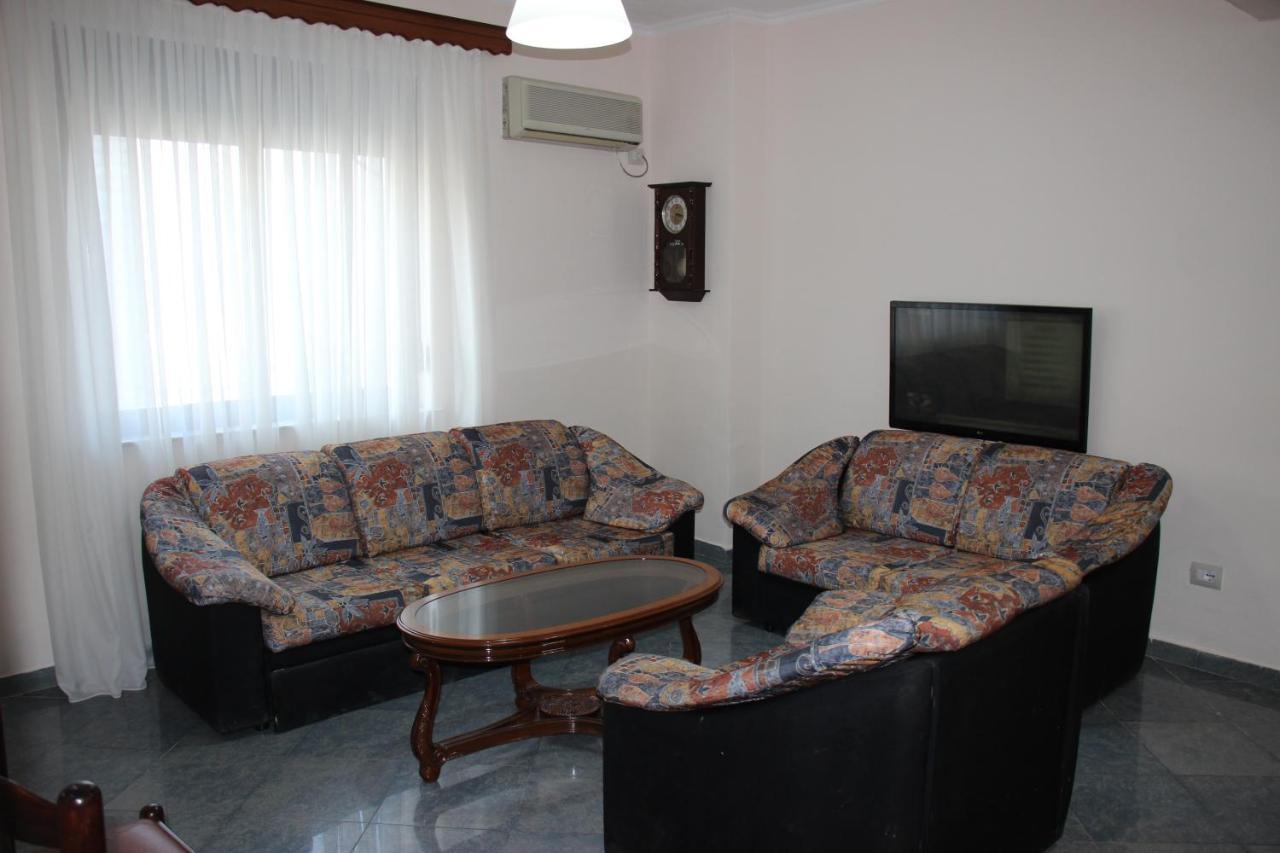 Ballo Apartments Gjirokastër 外观 照片