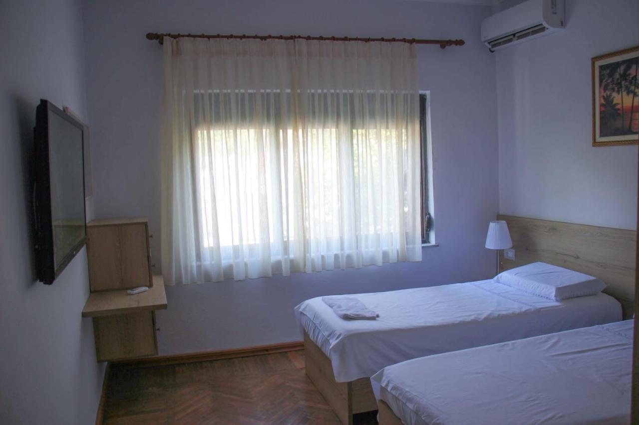 Ballo Apartments Gjirokastër 外观 照片