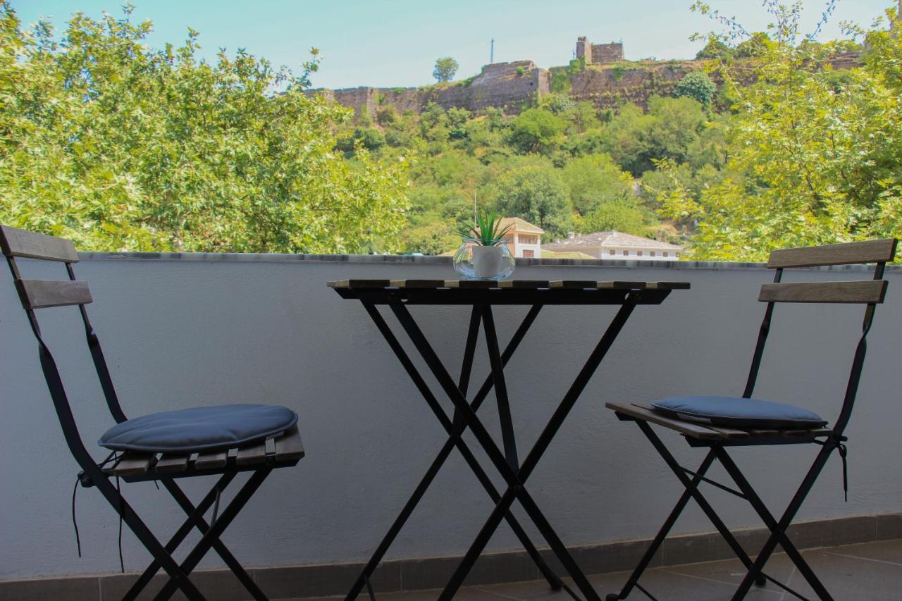 Ballo Apartments Gjirokastër 外观 照片